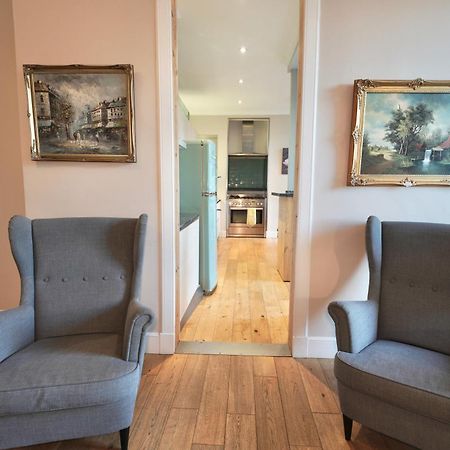 Spacious 2 Bed Apt Next To Royal Mile & Waverley EDI Buitenkant foto