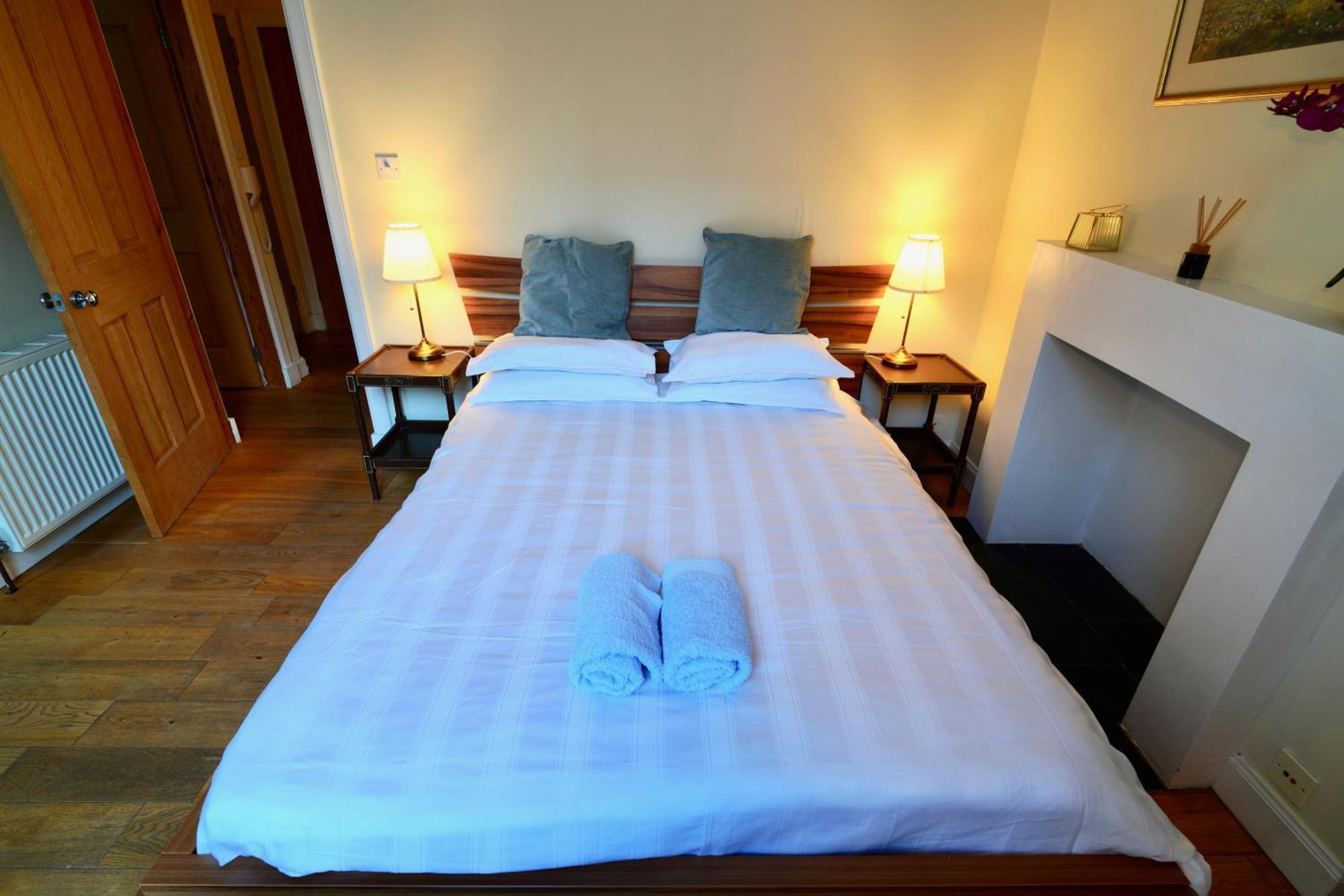 Spacious 2 Bed Apt Next To Royal Mile & Waverley EDI Buitenkant foto